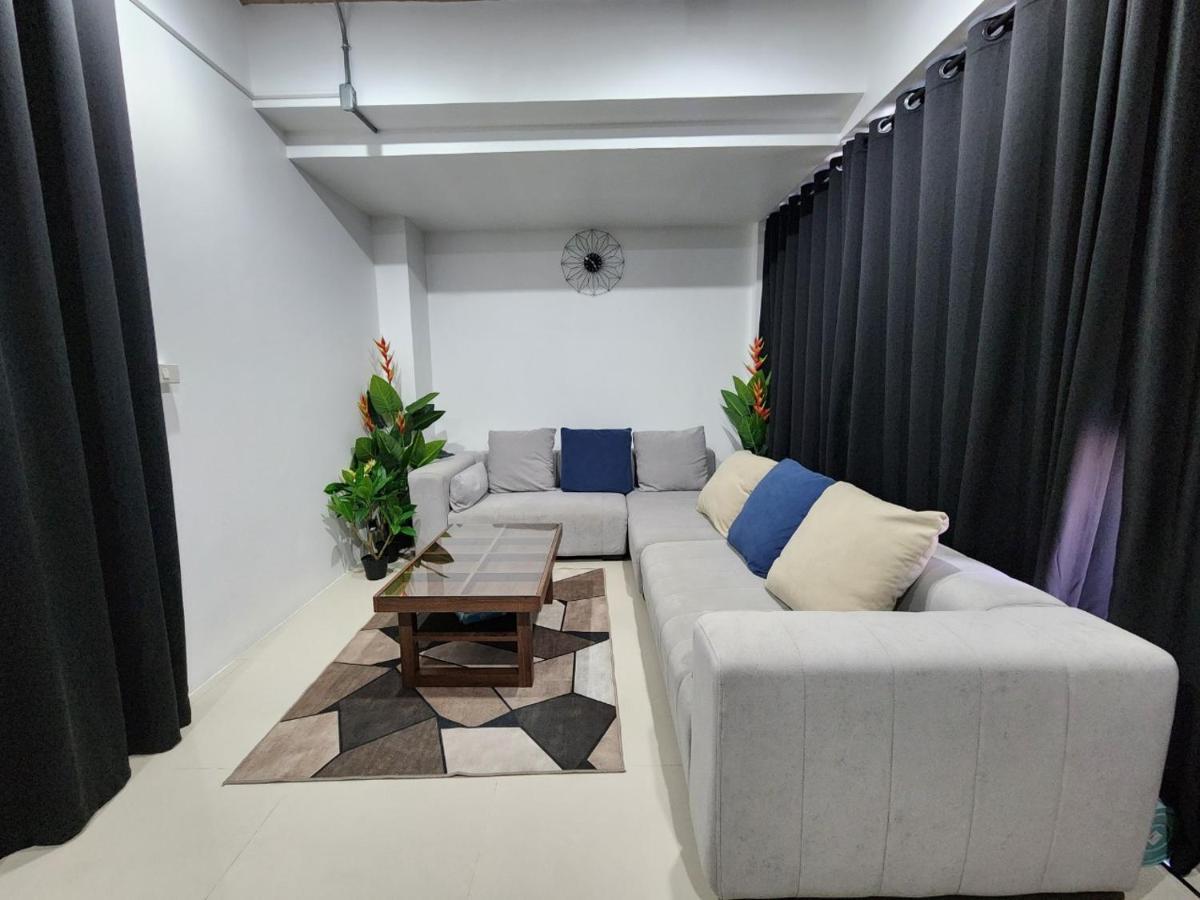 Boxsoon Nimman 1 # 5beds 4baths Chiang Mai